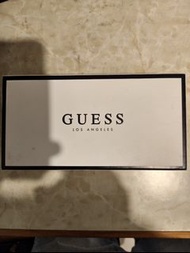 Guess 黑色長款錢包