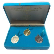 ชุด เหรียญกองพันลำปาง หลวงพ่อเกษม เขมโก ปี17 พร้อมกล่องกรรมการ