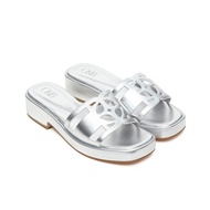 O&B  รองเท้าหนังแพะส้น 1.5 นิ้ว รุ่น OANDB PLATFORM SANDALS IN SPOTLIGHT SILVER-11210SG00280F_U4SIMT