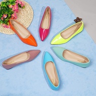 Women's Solid Color Flat Shoes, Casual Point Toe Slip On Shoes, Lightweight & Comfortable Shoes