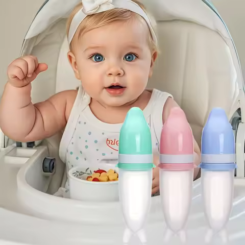 Youngsters Food Feeder, Silicone Feeding Bottle with Spoon And Stand, Food Processor, 3.04oz Food Ri