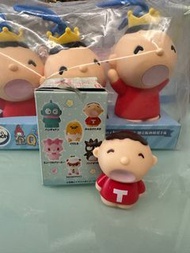大口頭指頭公仔