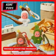 Twinkle Twinkle Savor The Moment keychain (Pre-order) - Pop Mart