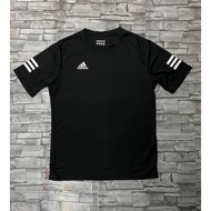 t-shirt adidas 3 stripes