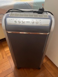 抽濕機 Dehumidifier