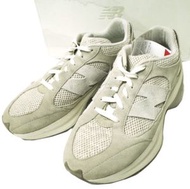 二手 NEW BALANCE UWRPDGD MOONROCK Warped Runner 運動鞋，US 11D (29cm)，灰色。
