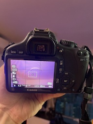 (經典入門)： Canon EOS 550D 單反相機套裝 (連 18-55mm IS II 鏡頭) - 適合攝影新手