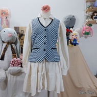 Vest size S M N90 D55 (not including dress) made in Japan