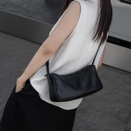 Danny Korean Niche Fashion Pillow Bag bucks & leather Underarm Bag Korean Dai 2025 Simple All-Match 