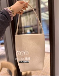 The row粗面牛皮小號手袋單肩包 黑白兩色