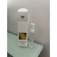 tom ford white suede 2ml / tom ford oud wood 2ml