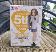 E櫃上： 代理版 田井中律 RITSU  制服  K-ON！輕音部  5TH 五周年 SQ  景品  BANPRESTO
