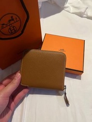 Hermes silk in wallet gold
