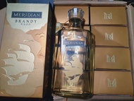 ขวดเหล้าเปล่า MERIDIAN BRANDY V.S.O.P พร้อมกล่อง