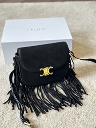 Celine  กระเป๋าไหล่ Shoulder bags Vintage tassel 18x15cm coffee