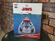 Jaws & The Biggie Fish / Chino Lam