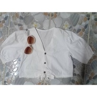 A9t341 (Zebra Tmm) Women's Crop Top V-Neck Cute White Background Decorated With Wooden Buttons On Th