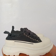 sepatu second ball italy wanita