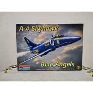 A - 4 SKYHAWK BLUE ANGLES