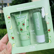 Gift Bear Hand Cream & Lip Balm Set ประกอบด้วย 2 ชิ้น มีประสิทธิภาพในการให้ความชุ่มชื้น ให้ความชุ่มช