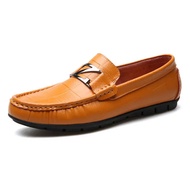 Latest New Design slip-on genuine leather men loafers leather boat shoes flat shoes casual walking shoes for men