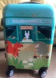 Holland and Barrett luggage gip