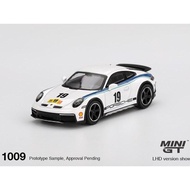 MINI GT 1009 Porsche 911 Dakar Rally 1974