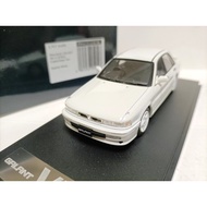 MARK43 1 43 Mitsubishi Go Blue Four-Door Car Model Galant VR-4 E39A White Customized Version