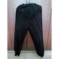 IronlessWomen Pleated Pants Cuffed Leg