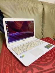 ASUS i5 六代筆電(X556U)Laptop