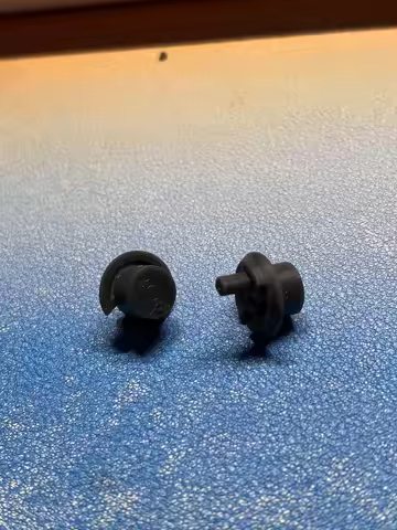 XZ Workshop 2PCS F27 F28 Side Skirt Armor Connector Reinforcement Parts for MG Barbatos LUPUS Model 