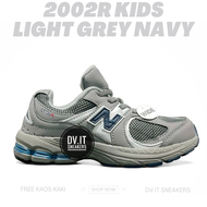100% BNIB Sepatu Sneakers Olahraga Anak Kids Toddler-New-balance-2002R 2002 R Light Grey Navy Size 2