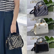 Dior Dior Autumn Winter Latest Boston Boston Bag D New Style boston Box Bag Suitcase Bag Pillow Bag 