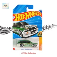 Hot Wheels basic BMW M3 Wagon/Remorque model car (Case Q 2025)