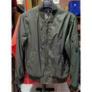 Uniqlo Bomber Jacket size xs