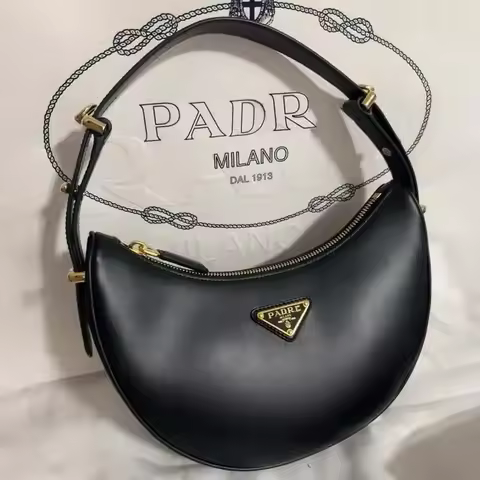 Designer bag Luxury bag Hobo bag Moon purse Multi-functional Toto bag Korean women's bag understyle 