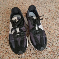 New Balance 327 黑灰 運動鞋