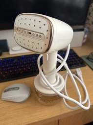 小熊手持式蒸氣熨斗