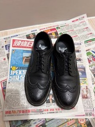 Dr Martens 3989 brogues shoes