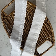 Lace Decoration Size 4.5 cm. Cute KT Embroidery Cut To 1 Yard At A Time Can Be Continuously.