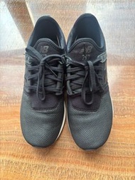 ［減價］New Balance 247 黑色運動鞋 US7