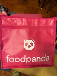 Foodpanda 保溫袋 及 紅色雨傘