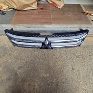 Mitsubishi Eclipse Cross 2017 Up Front bumper GrillOriginal