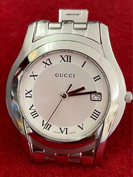 GUCCI WATER RESISTANT 5500M Quartz ตัวเรือนสแตนเลส นาฬิกาผู้ชาย มือสองของแท้