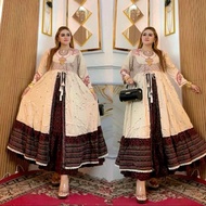 Hindi Calyana Rayon Women's Dress Pre Miyum Mayung Front Slit
