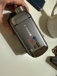 Canon Legria HF R106 HD Camcorder 20x Optical Zoom