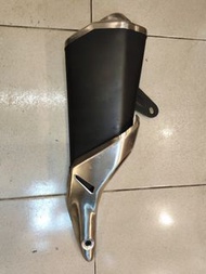 Z900 Kawasaki 二手原廠排氣管，k695，驗車用，有傷，如照片，板橋仁化街54號自取，5900元