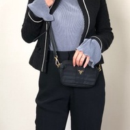 【 日本直送 名牌中古包 】PRADA 普拉達 側背包 黑色 Logo 尼龍 迷你包 vintage 古著 old xg8z8w