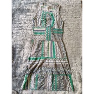 Preloved women's dress/oscar10