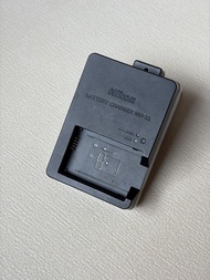 Nikon MH-32 電池充電器